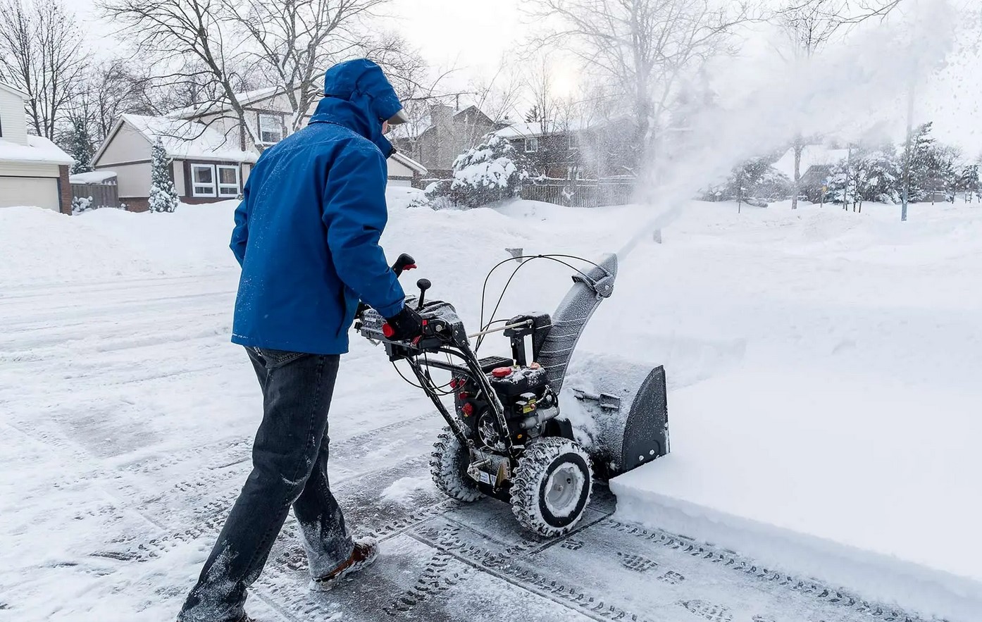 odsniezanie praca fizyczna Islandia 2026