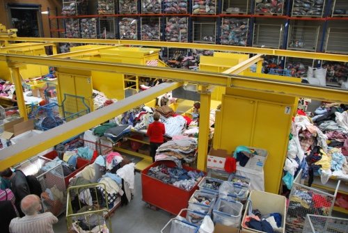 sortowanie odziezy uzywanej praca 2026