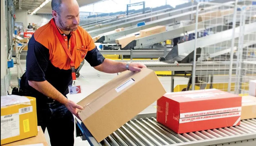 sortowanie paczek praca fizyczna 2026